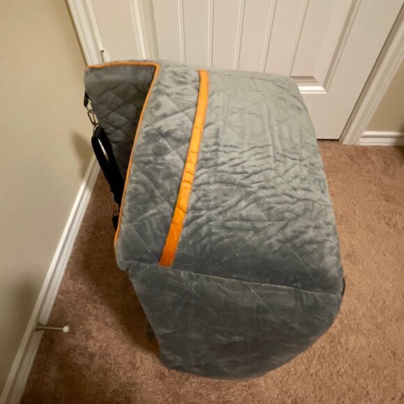 Dog Car Seat New without tags - Picture 2 of 5